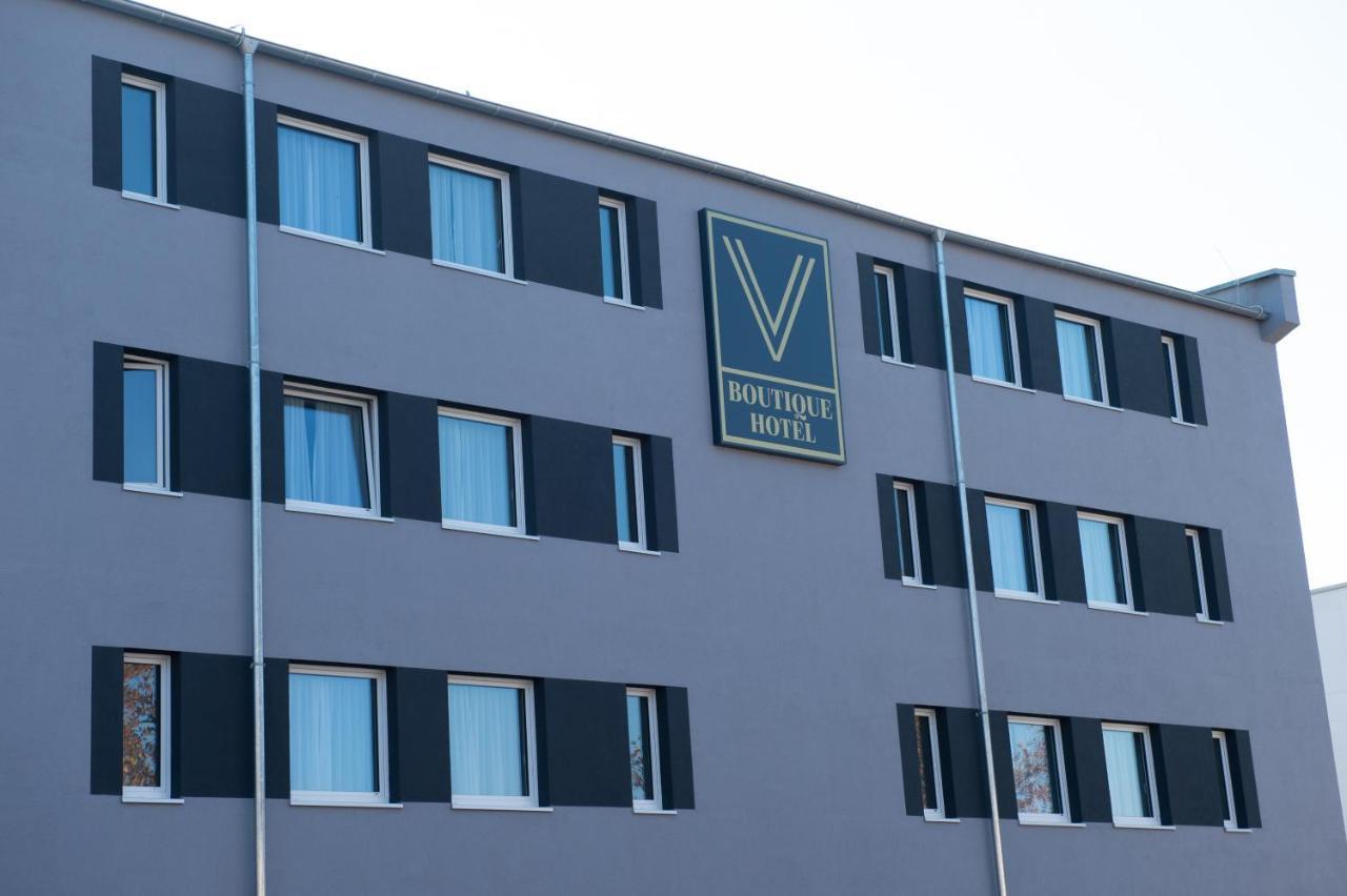 V Boutique 4*