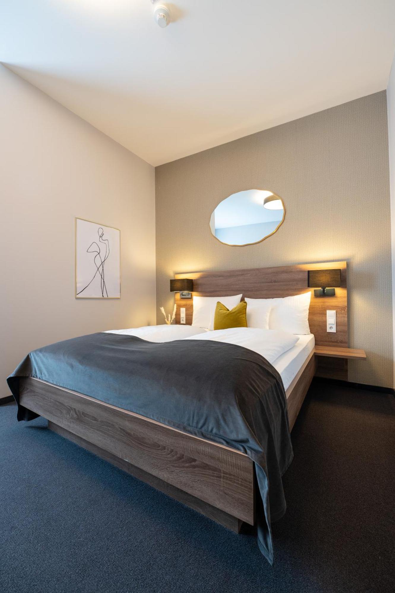 V Boutique 4* Böblingen